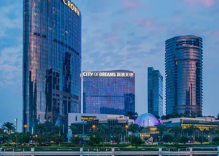 Hotel Of Dreams - The Countdown 4*
